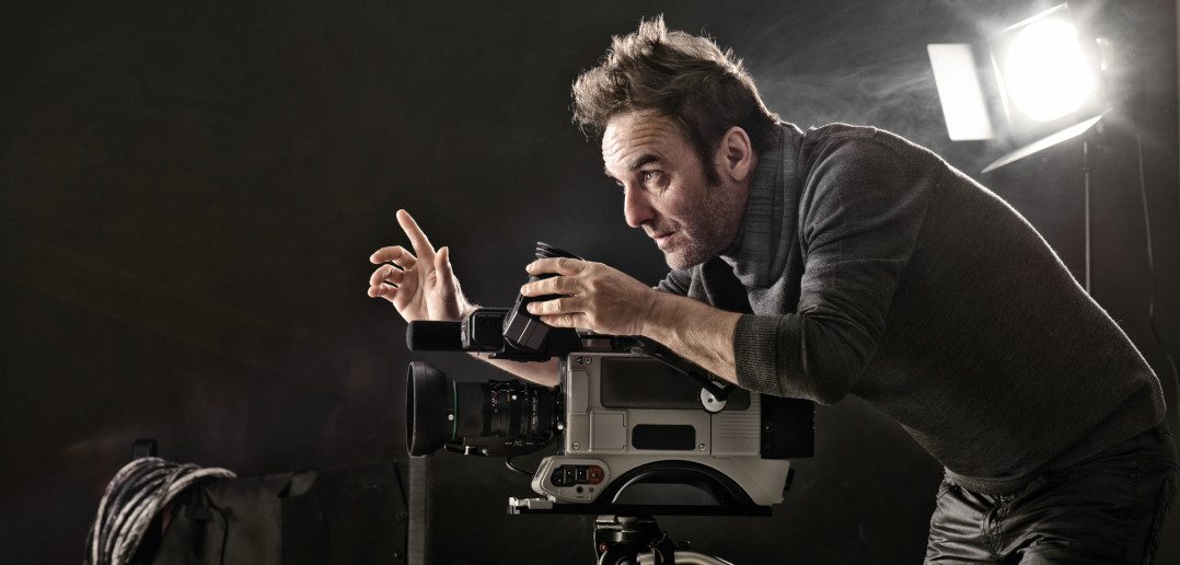 Cameraman on set © Lise Gagne / Getty Images
