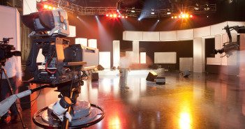TV studio © Ralf Hettler / Getty Images
