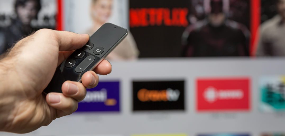 Human Hand Holding The New Apple Tv Siri Remote © Onfokus/GettyImages