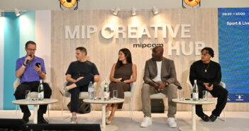 Soraya Hidalgo: “Traditionally, fans have been spectators but with platforms like TikTok they can react in real time and become co-creators”